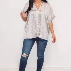 Purple Door Boutique Sweet Cheetah Print Blush Top