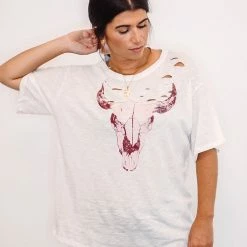 Purple Door Boutique The Pink Bull Head Off White Graphic Tee Ladies' 6 Purple Door Boutique The Pink Bull Head Off White Graphic Tee Ladies'