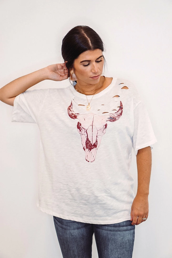 Purple Door Boutique The Pink Bull Head Off White Graphic Tee Ladies' 3 Purple Door Boutique The Pink Bull Head Off White Graphic Tee Ladies'