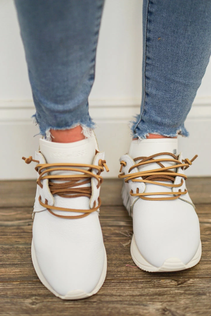 Esseutesse White Leather Fringe Sneakers Shoes 3 Esseutesse White Leather Fringe Sneakers Shoes