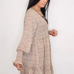 Purple Door Boutique Ladies' Light Taupe Floral Babydoll Dress 10 Purple Door Boutique Ladies' Light Taupe Floral Babydoll Dress